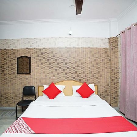 Oyo 39543 Hotel Kk Pantnagar Eksteriør billede