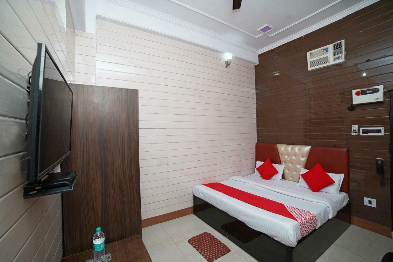 Oyo 39543 Hotel Kk Pantnagar Eksteriør billede